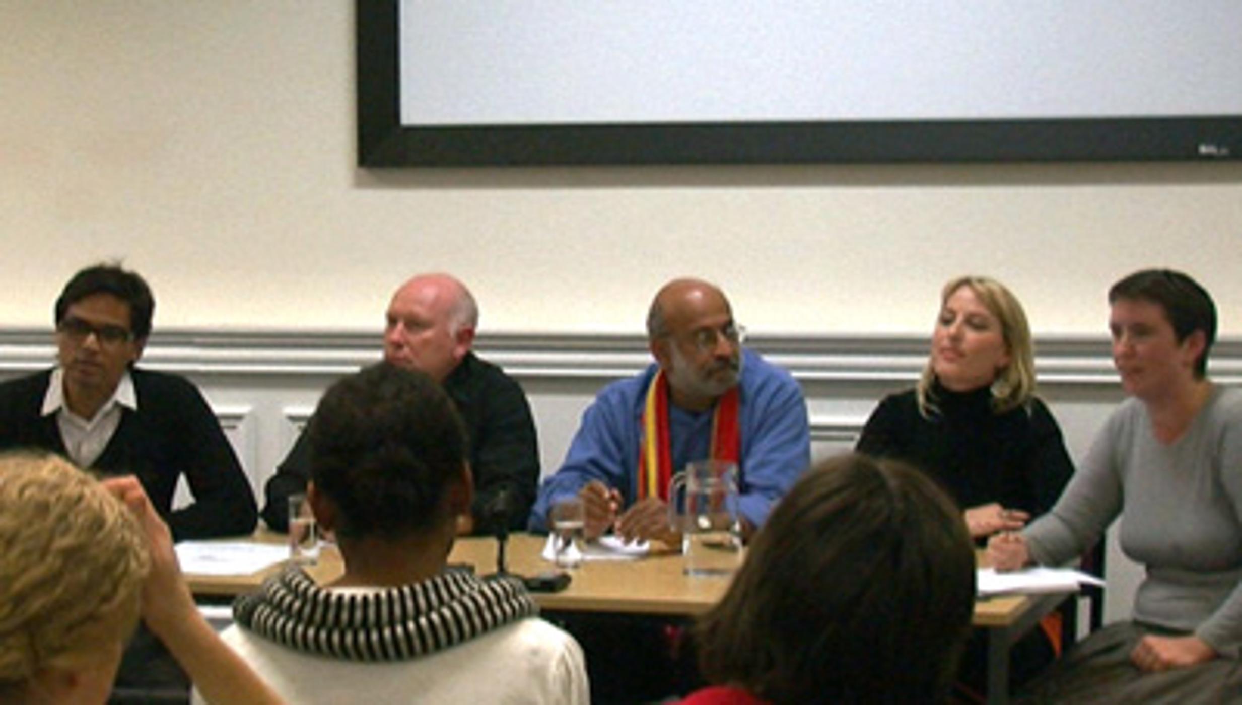 Deliberating new media: creating alternative politics in the Middle East and Africa?